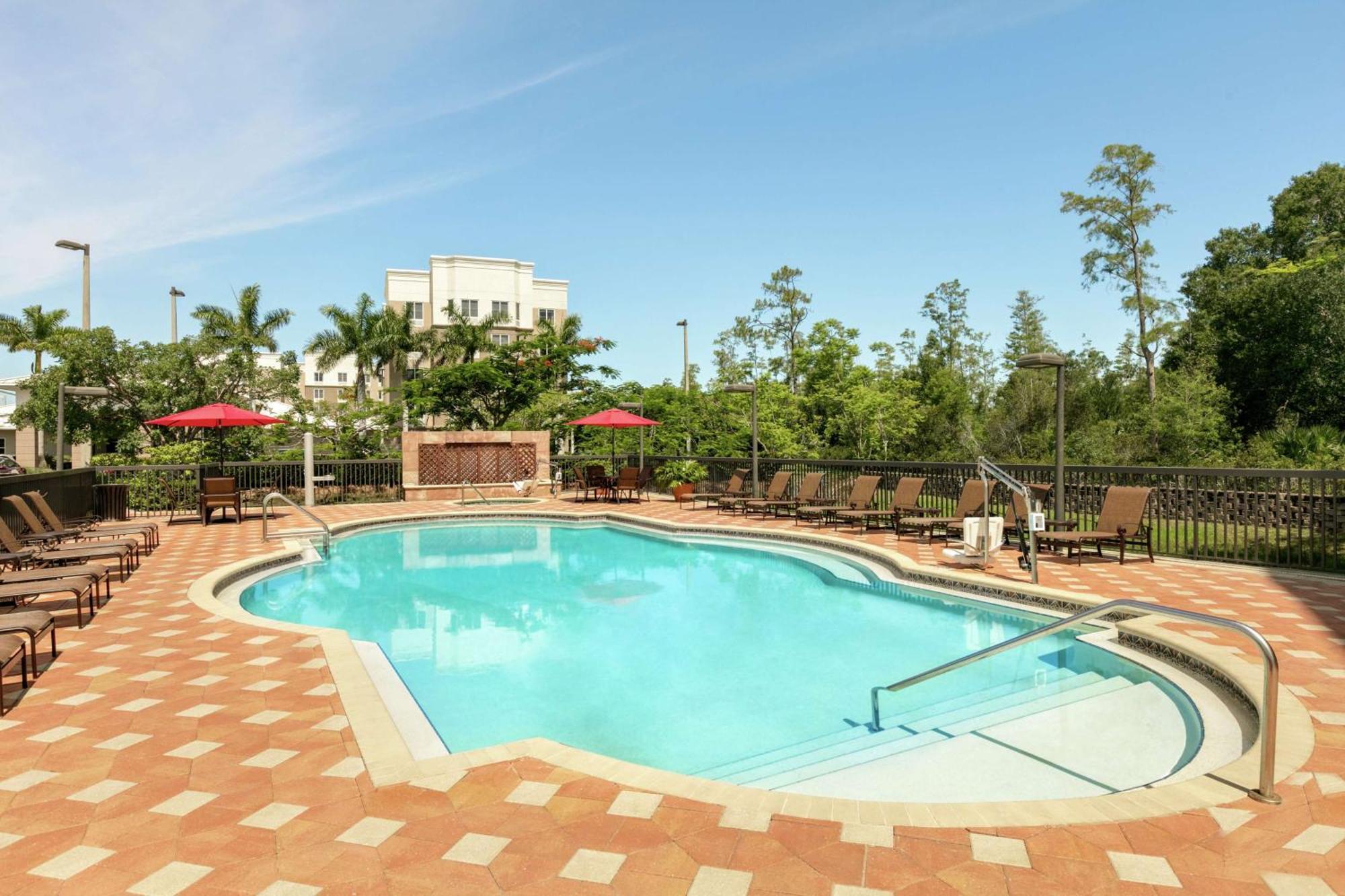 Hilton Garden Inn Fort Myers Airport/Fgcu Eksteriør billede